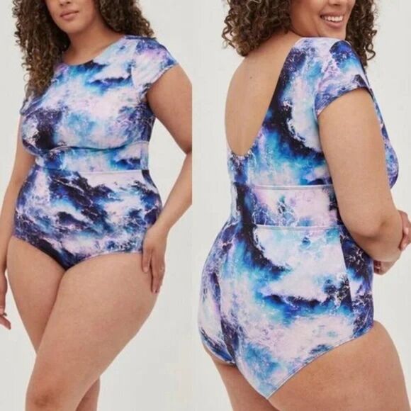 NWOT Torrid Active Wireless Ocean Wave Scoop Back One Piece Swimsuit, Size 2 - Picture 2 of 9